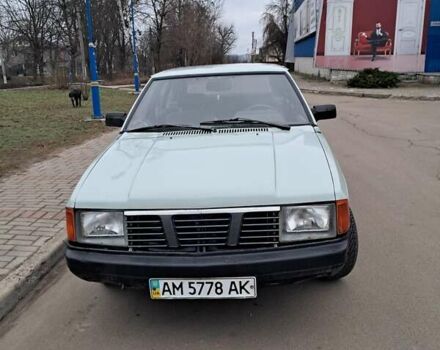 Сірий Москвич/АЗЛК 2141, об'ємом двигуна 1.7 л та пробігом 400 тис. км за 1078 $, фото 3 на Automoto.ua