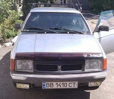 Москвич/АЗЛК 2141 1987 в Тульчине на Automoto.ua Серый Москвич/АЗЛК 2141, объемом двигателя 1.57 л и пробегом 144 тыс. км за 1100 $, фото 1 на Automoto.ua