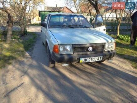 Москвич/АЗЛК 2141 1991 у Луцьку на Automoto.ua Сірий Москвич/АЗЛК 2141, об'ємом двигуна 1.5 л та пробігом 150 тис. км за 1017 $, фото 1 на Automoto.ua