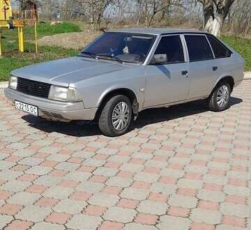 Москвич/АЗЛК 2141 1993 в Черновцах на Automoto.ua Серый Москвич/АЗЛК 2141, объемом двигателя 1.6 л и пробегом 200 тыс. км за 979 $, фото 1 на Automoto.ua