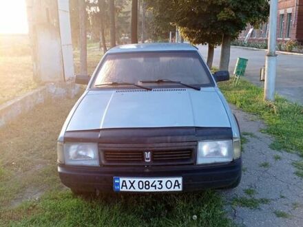 Серый Москвич/АЗЛК 2141, объемом двигателя 1.7 л и пробегом 371 тыс. км за 1100 $, фото 1 на Automoto.ua