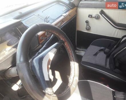 Серый Москвич/АЗЛК 408, объемом двигателя 1.4 л и пробегом 40 тыс. км за 650 $, фото 6 на Automoto.ua