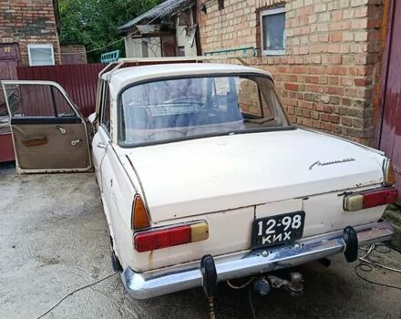 Белый Москвич/АЗЛК 412, объемом двигателя 0 л и пробегом 200 тыс. км за 450 $, фото 2 на Automoto.ua