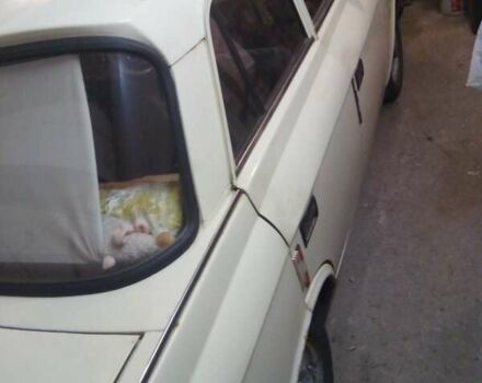 Белый Москвич/АЗЛК 412, объемом двигателя 1.5 л и пробегом 194 тыс. км за 361 $, фото 1 на Automoto.ua