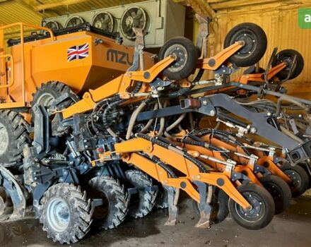 Mzuri Pro-Til, объемом двигателя 0 л и пробегом 0 тыс. км за 121886 $, фото 3 на Automoto.ua