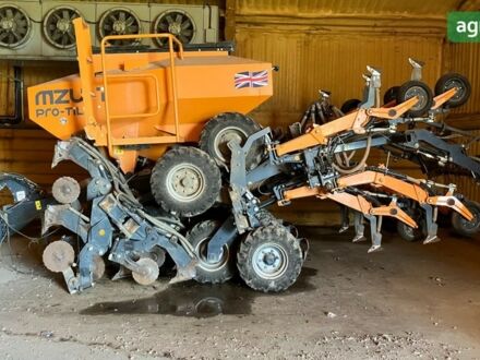 Mzuri Pro-Til, объемом двигателя 0 л и пробегом 0 тыс. км за 121886 $, фото 1 на Automoto.ua