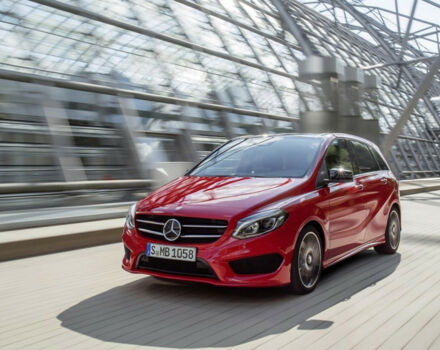 Як ми тестували Mercedes-Benz B 200 2015 Mercedes-Benz B 200 2015