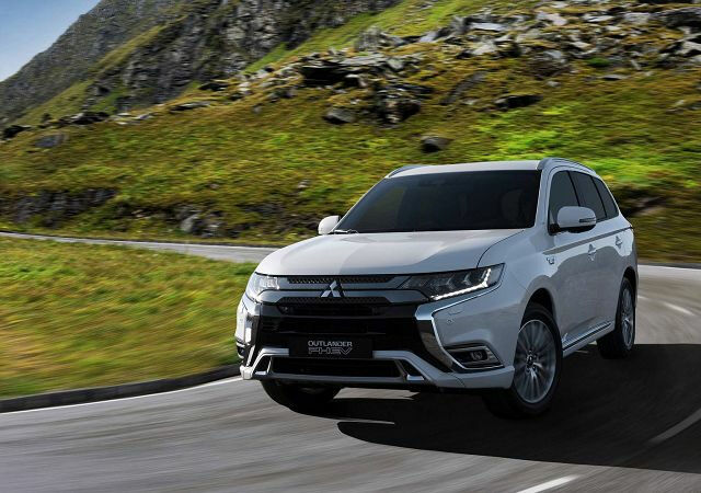 Mitsubishi Outlander 2019 Як ми тестували Mitsubishi Outlander 2019