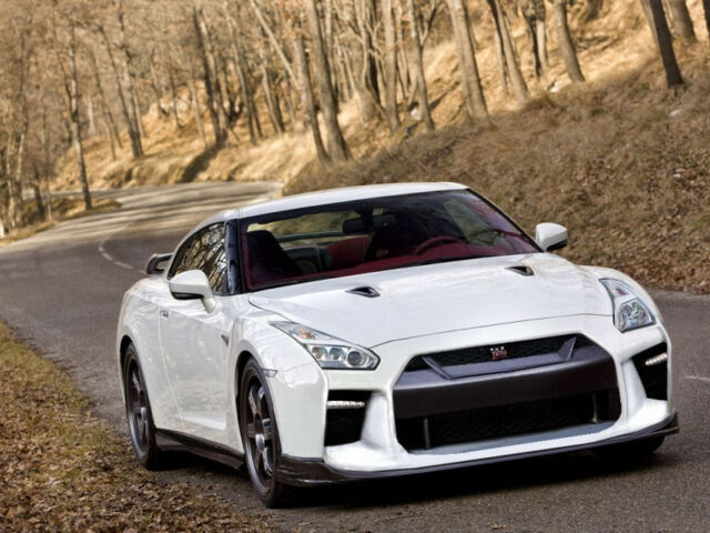 Як ми тестували Nissan GT-R 2017 Nissan GT-R 2017