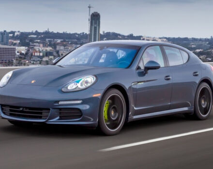 Як ми тестували Porsche Panamera 2016 Porsche Panamera 2016