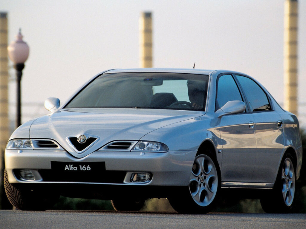 Обзор тест-драйва: Alfa Romeo 166 