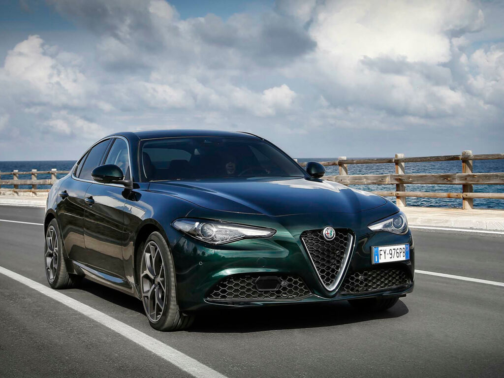 Обзор тест-драйва: Alfa Romeo Giulia 2020