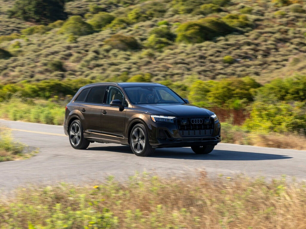 Обзор Audi Q7 2026 с фото и видео