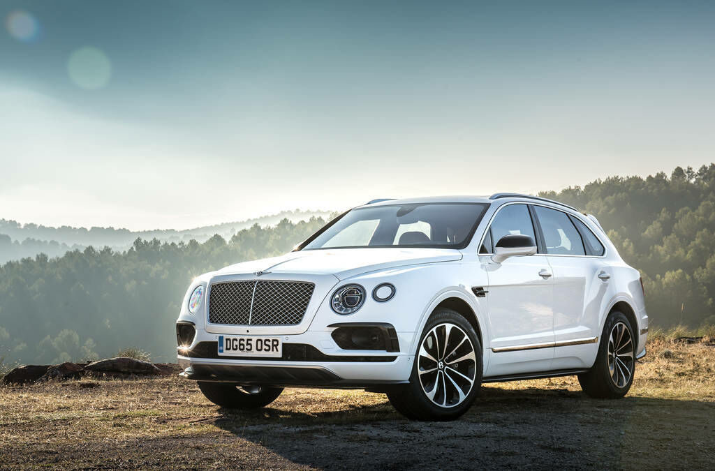 Bentley Bentayga 2017 Обзор тест-драйва: Bentley Bentayga 2017