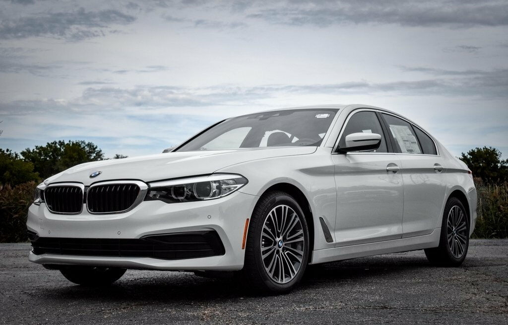 BMW 5 Series 2019 Огляд тест-драйву: BMW 5 Series 2019