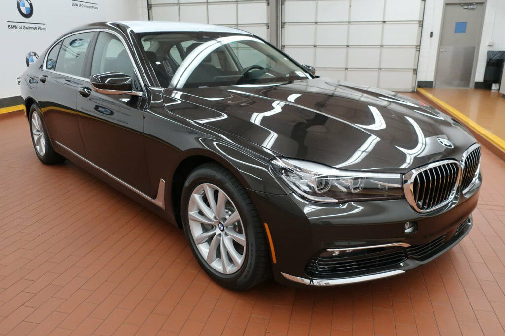 BMW 7 Series 2018 Обзор тест-драйва: BMW 7 Series 2018