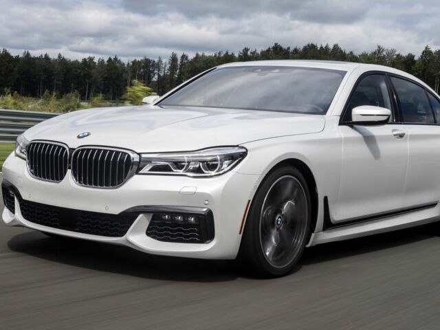 Огляд тест-драйву: BMW 750 2016