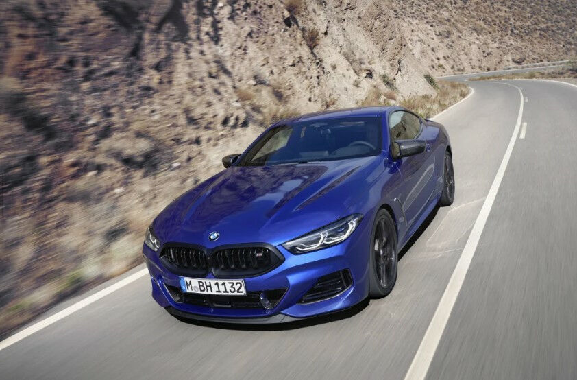 Огляд BMW 8 серії 2025 з відео та фото