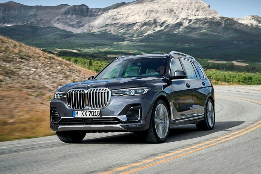 Вибрати на автобазарі Automoto.ua позашляховик BMW X7 2022