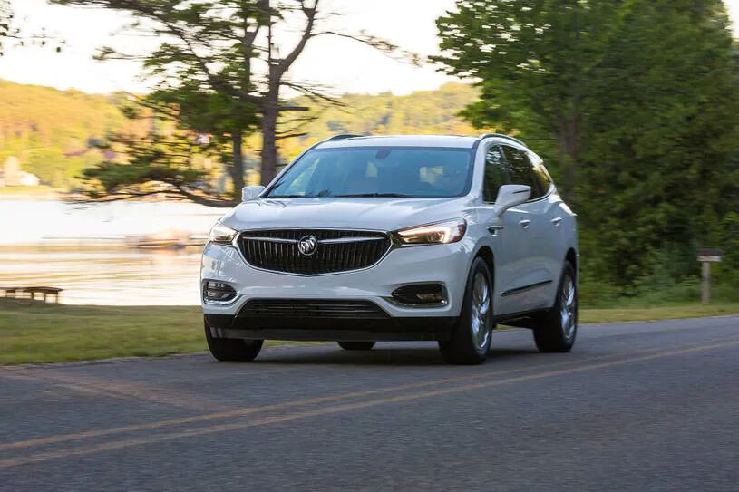 Новий білий Buick Enclave 2021 на AutoMoto.ua