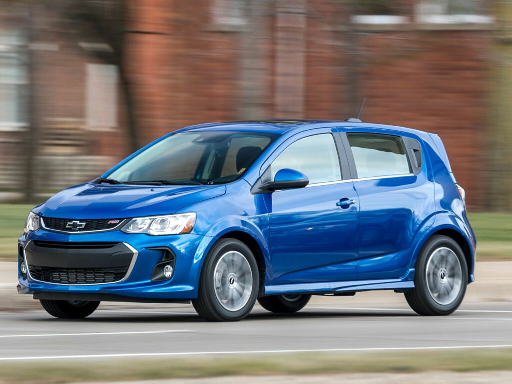 Обзор тест-драйва: Chevrolet Sonic 2019