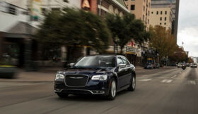 Купить новый автомобиль Chrysler 300 2021 на автобазаре AutoMoto.ua