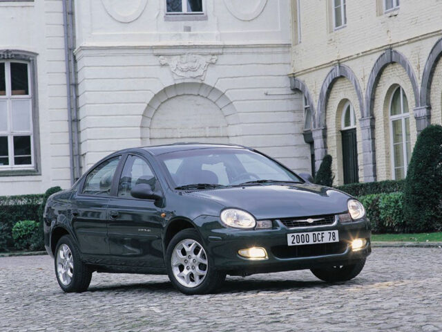 Обзор тест-драйва: Chrysler Neon