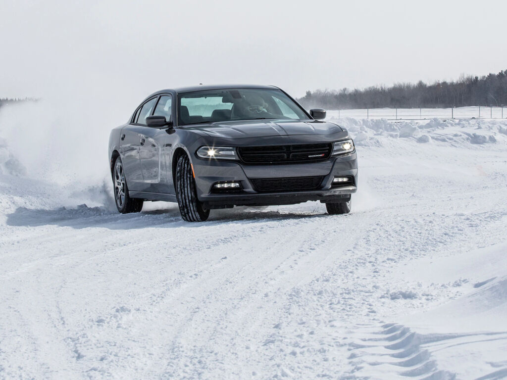 Обзор тест-драйва: Dodge Charger 2017