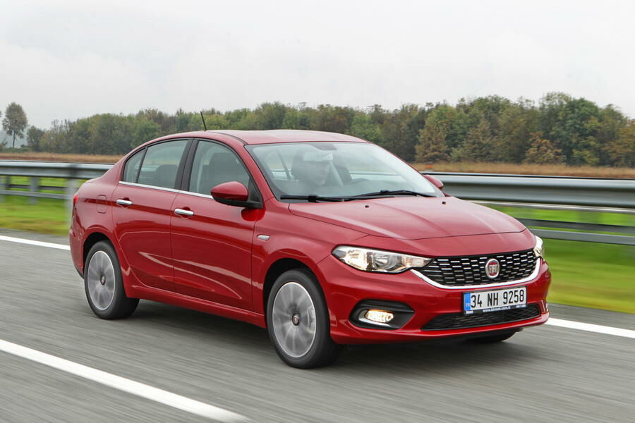 Огляд тест-драйву: Fiat Tipo 2016