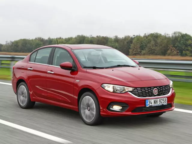 Обзор тест-драйва: Fiat Tipo 2016