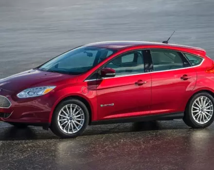 Обзор тест-драйва: Ford Focus 2016
