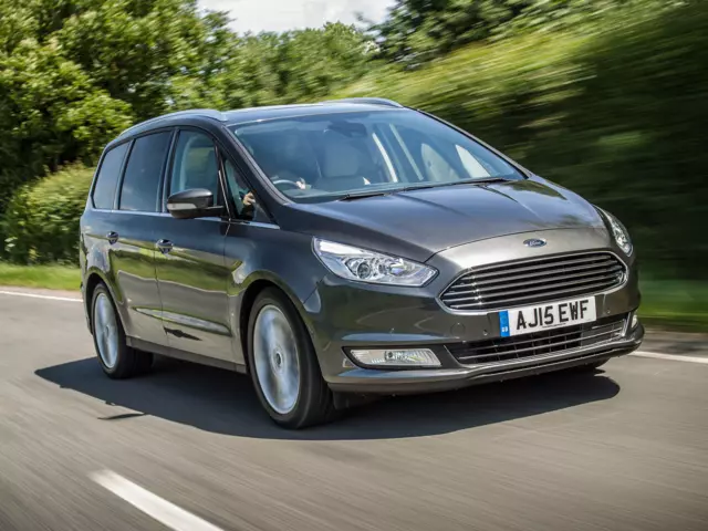 Обзор тест-драйва: Ford Galaxy