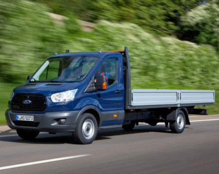 Огляд тест-драйву: Ford Transit Chassis 