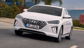 Огляд тест-драйву: Hyundai Ioniq 2020