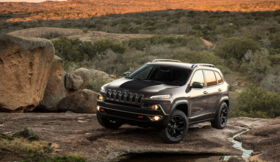 Огляд тест-драйву: Jeep Cherokee 2017