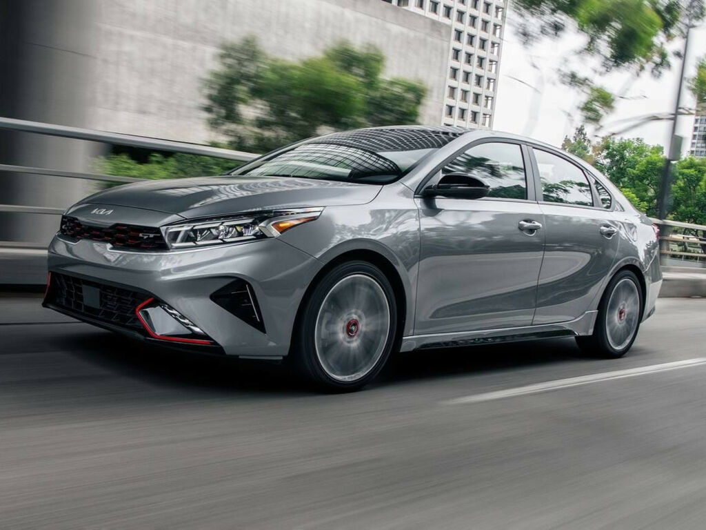 Нова Kia Forte 2023 Вибрати нову Кіа Форте 2023 на Automoto.ua