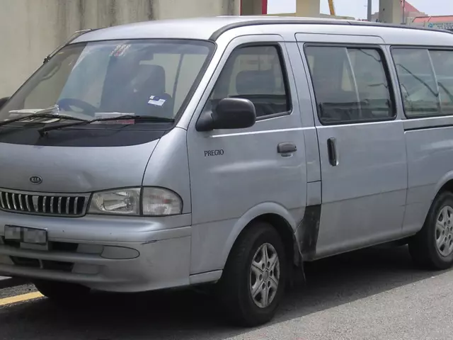 Огляд тест-драйву: Kia Pregio