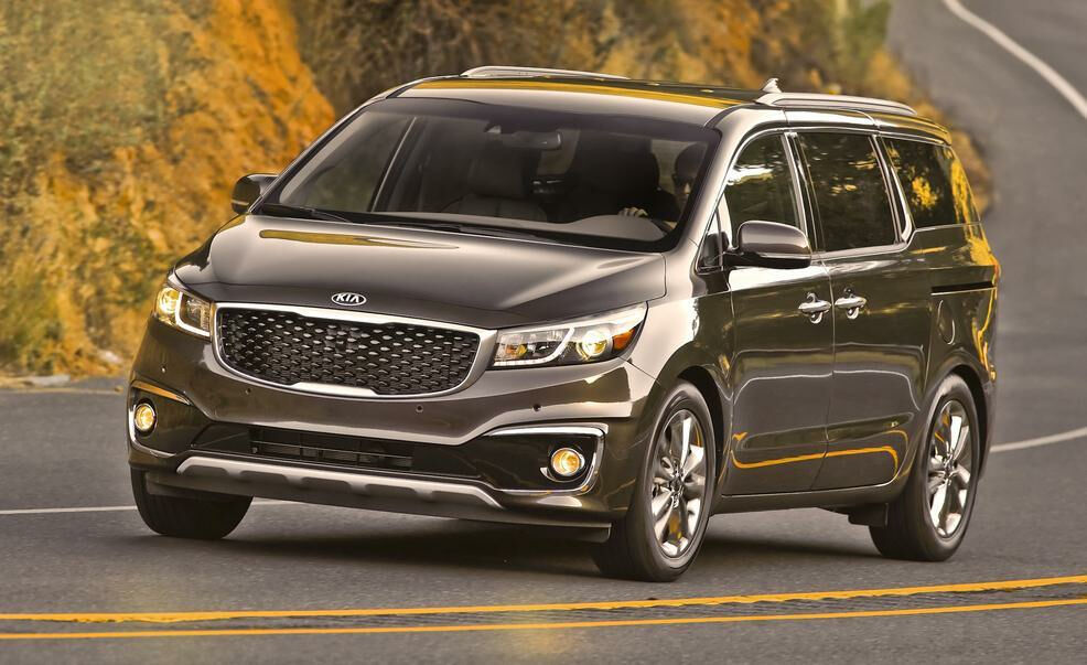 Огляд тест-драйву: Kia Sedona 2016