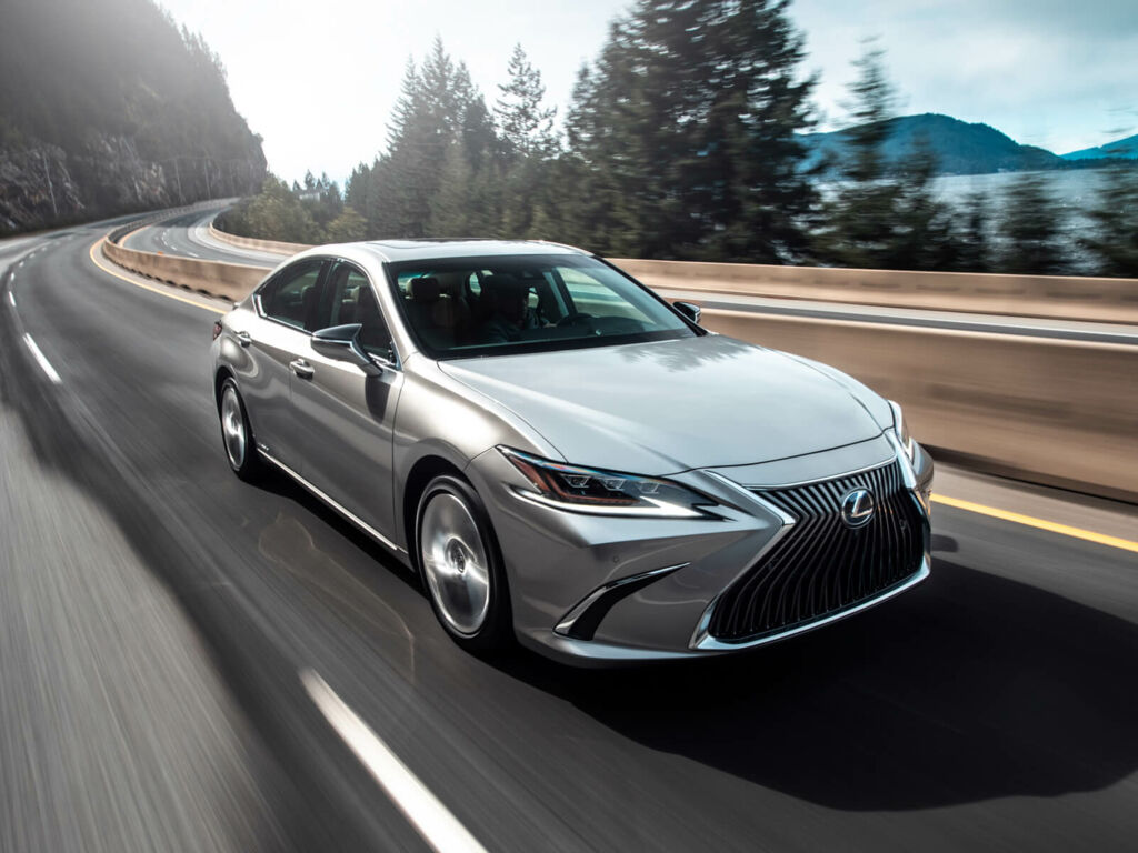 Купить новый автомобиль Lexus ES 2021 на автобазаре AutoMoto.ua