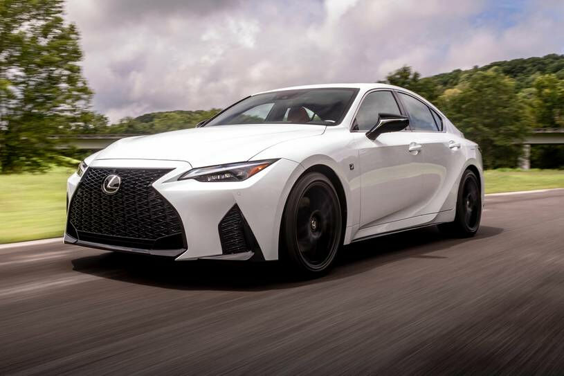 Новый Lexus IS 2021 Купить новый Лексус ИС 2021 года на автобазаре AutoMoto.ua