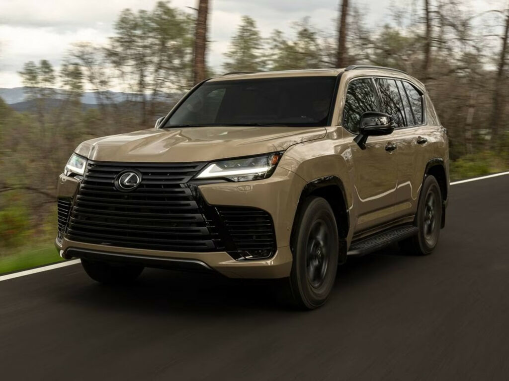 Обзор Lexus LX 2025 с видео и фото