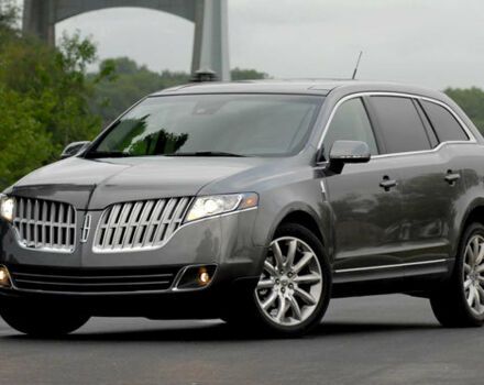 Обзор тест-драйва: Lincoln MKT 2016
