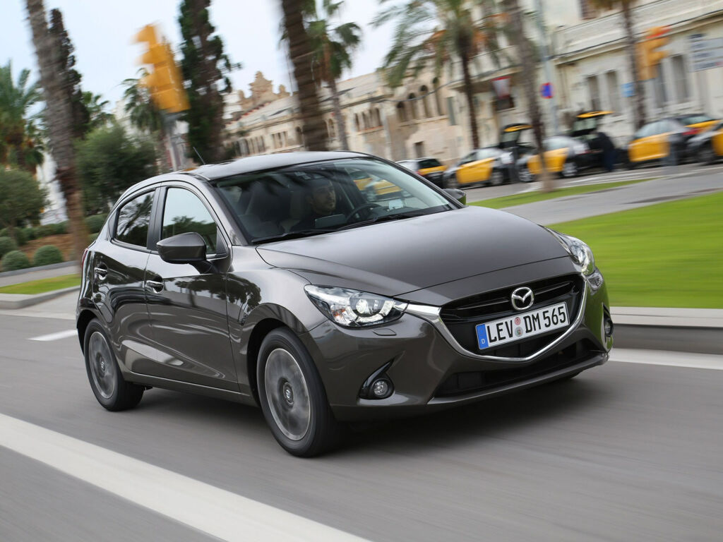 Mazda 2 null Обзор тест-драйва: Mazda 2