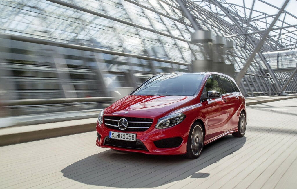 Огляд тест-драйву: Mercedes-Benz B 200 2015