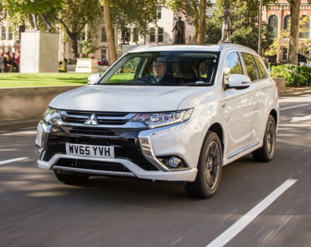 Обзор тест-драйва: Mitsubishi Outlander 2017