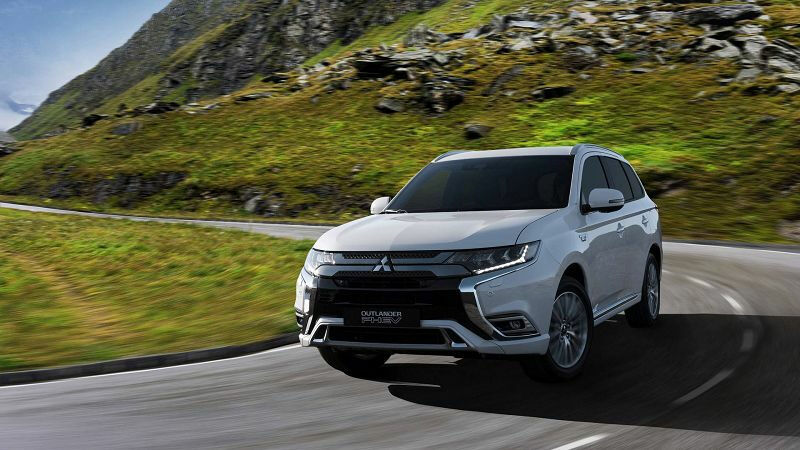 Огляд тест-драйву: Mitsubishi Outlander 2019