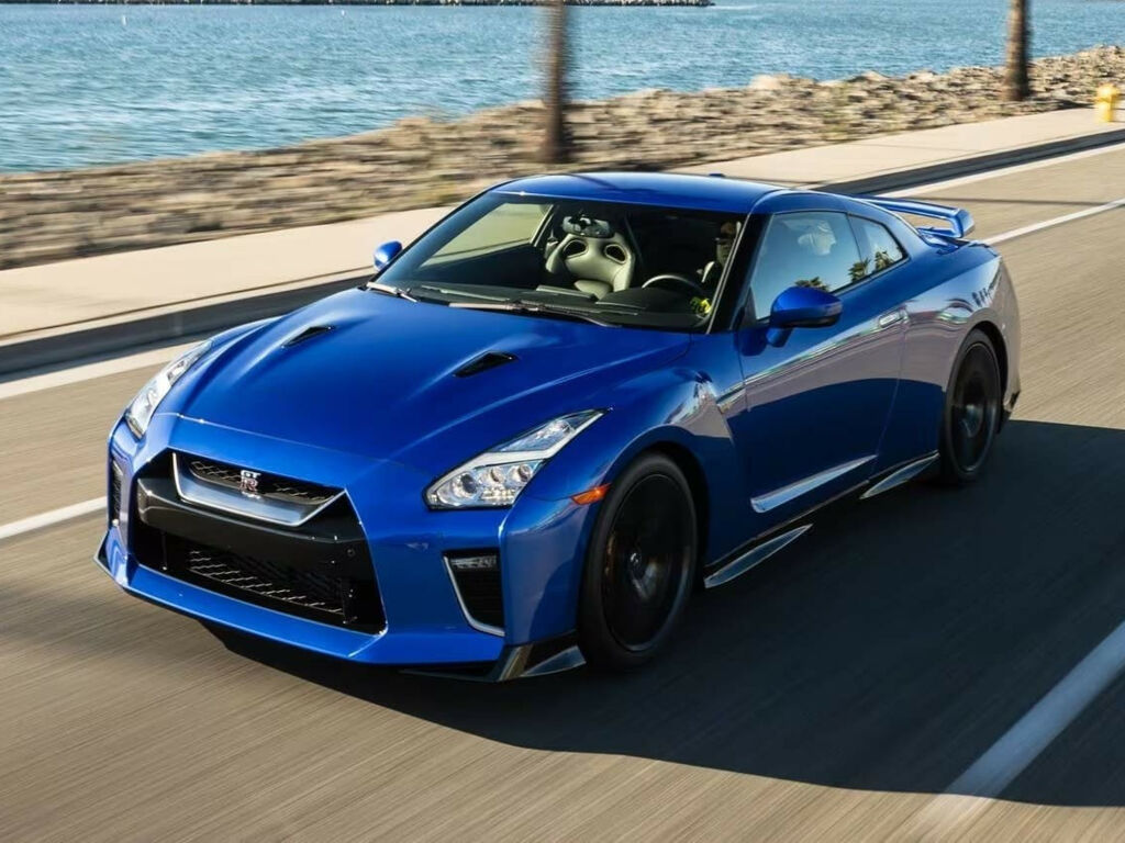 Новий Nissan GT-R 2023 Вибрати новий спортивний автомобіль Ніссан GT-R 2023 на Automoto.ua