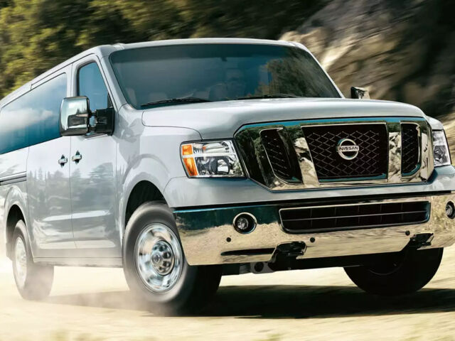 Обзор тест-драйва: Nissan NV 2016