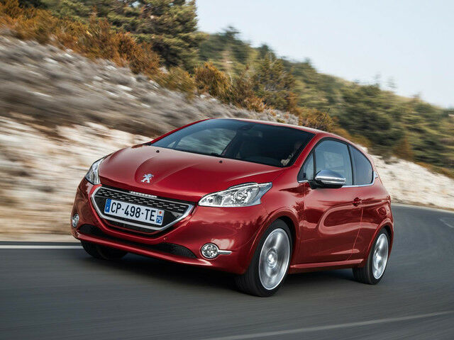 Огляд тест-драйву: Peugeot 208 GTI 