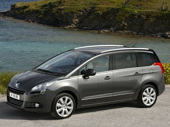 Огляд тест-драйву: Peugeot 5008